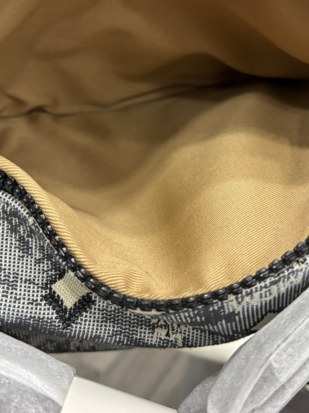 MCM Monogram Grey Diamond Canvas Belt Bag - Picture 6 of 6